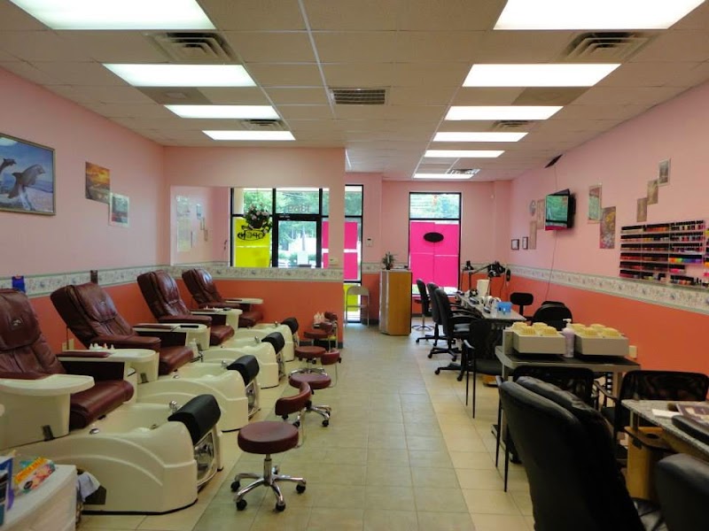 Cary Nails