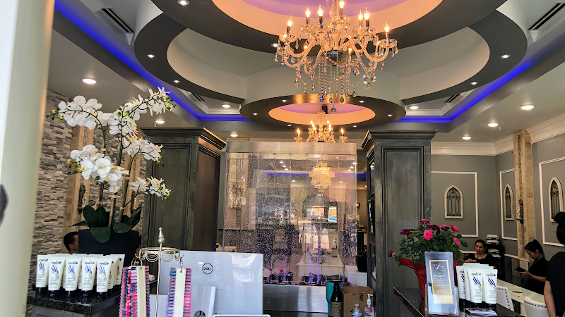 Lavish Nails Spa