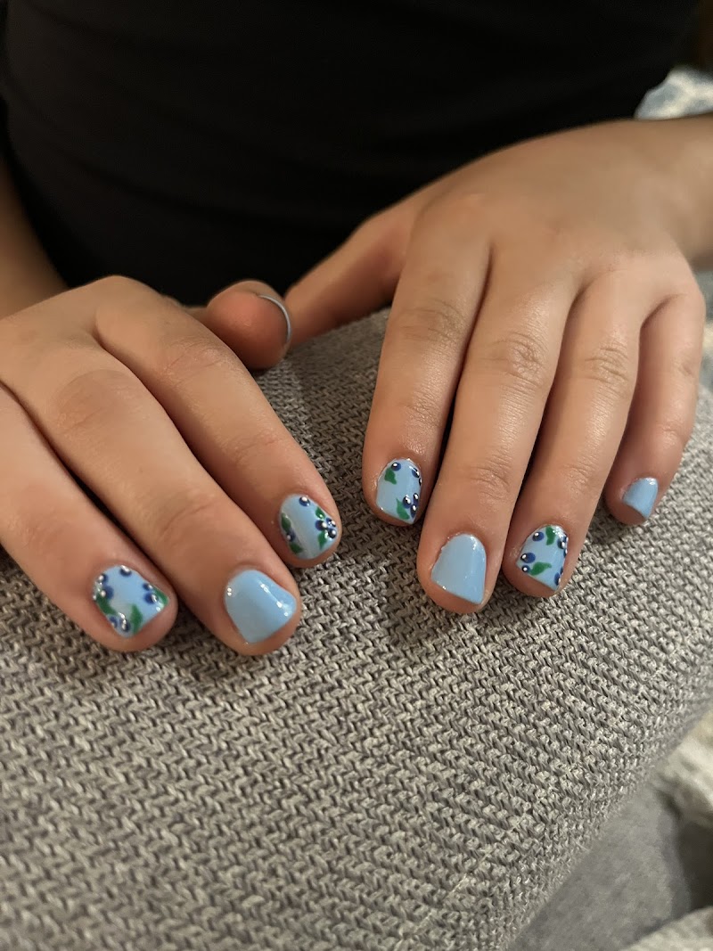 LEE SPA NAILS