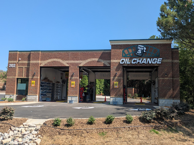 Take 5 Oil Change